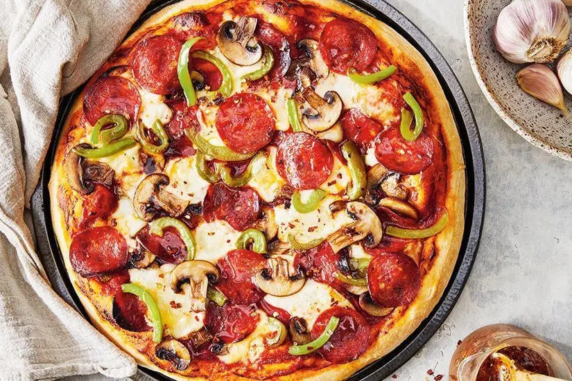 Pizza garnie Rumeli